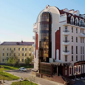 4* Hotell Staro