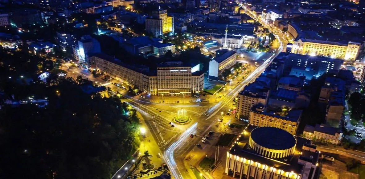 Готель Дніпро Kyiv 4*,