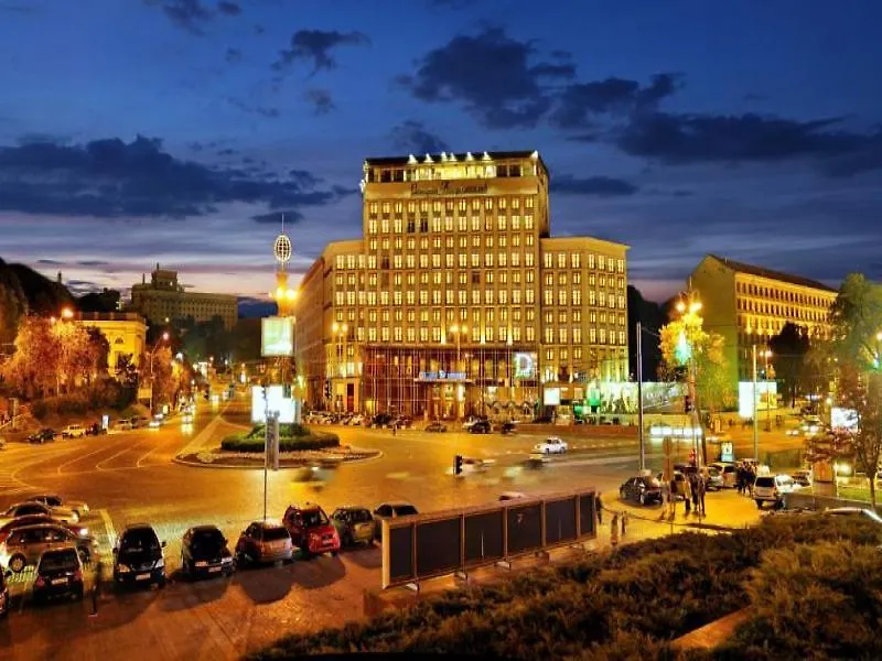 Готель Дніпро Kyiv Ukraine