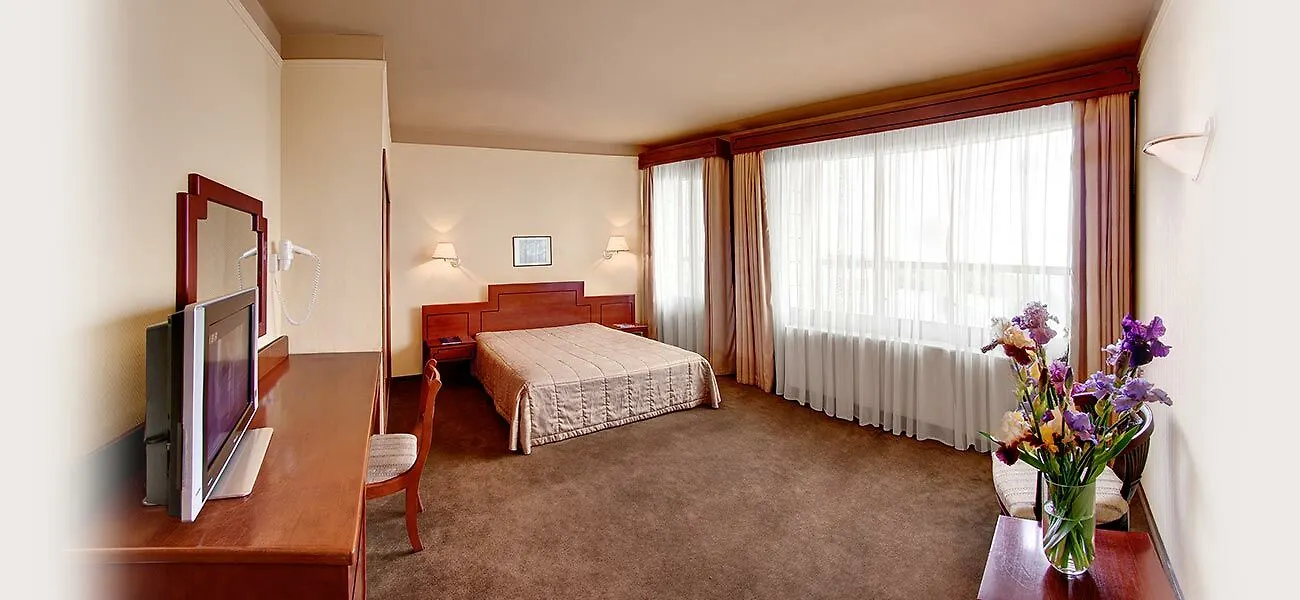 **** Hotel Готель Дніпро Kyiv Ukraine